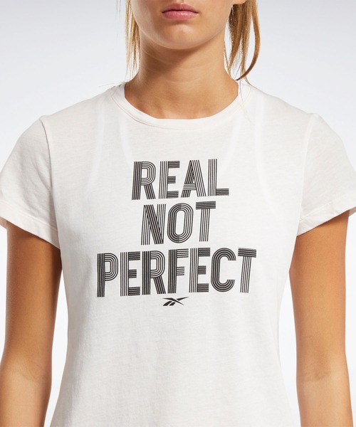Reebok（リーボック）の「トレーニング エッセンシャルズ グラフィック Tシャツ / Training Essentials Graphic Tee（Tシャツ/カットソー・レディース・ホワイト/ピンク・SMALL/MEDIUM/LARGE/X-LARGE/X-SMALL）」の8枚目の写真