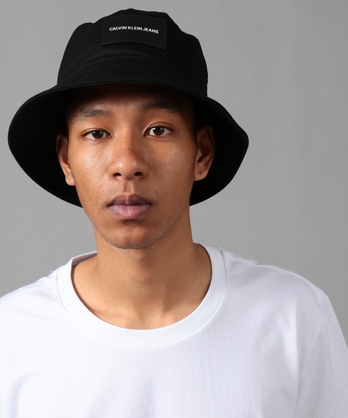 Calvin Klein Jeans Accessory（カルバン・クラインジーンズアクセサリー）の「スポーティ ロゴ バケットハット（ハット・メンズ・ブラック/オレンジ・FREE）」の2枚目の写真