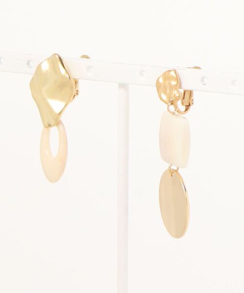 Ein（アイン）の「【Ein】アシンメトリーゴールド×ストーンイヤリング（イヤリング・レディース・グレー/アイボリー・FREE）」の2枚目の写真