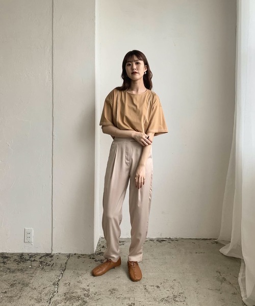 Amiur（エミレ）の「color stitch t shirt（Tシャツ/カットソー・レディース・ベージュ/アイボリー・FREE）」の4枚目の写真