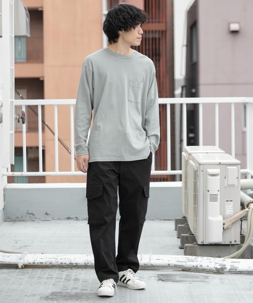 ITEMS URBANRESEARCH（アイテムズ アーバンリサーチ）の「コンパクトスムース長袖Tシャツ（Tシャツ/カットソー・メンズ・ホワイト/ベージュ/ブラック/グリーン・MEDIUM/LARGE）」の7枚目の写真