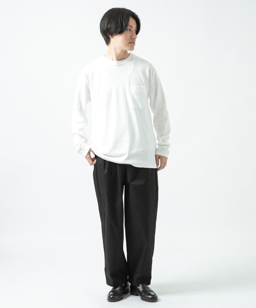 ITEMS URBANRESEARCH（アイテムズ アーバンリサーチ）の「コンパクトスムース長袖Tシャツ（Tシャツ/カットソー・メンズ・ホワイト/ベージュ/ブラック/グリーン・MEDIUM/LARGE）」の15枚目の写真