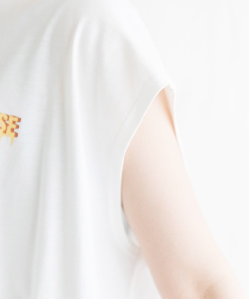 Mysa&Liina（ミーサリーナ）の「フレンチスリーブチーズプリントT（Tシャツ/カットソー・レディース・グレイッシュベージュ/オフホワイト/チャコールグレー・M）」の21枚目の写真