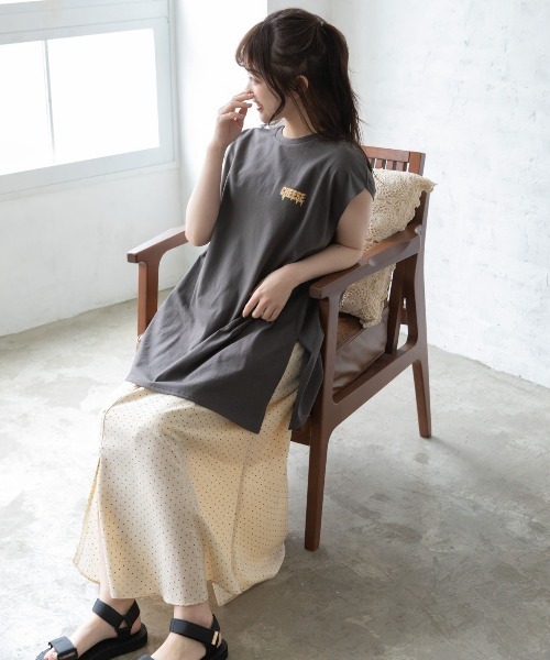 Mysa&Liina（ミーサリーナ）の「フレンチスリーブチーズプリントT（Tシャツ/カットソー・レディース・グレイッシュベージュ/オフホワイト/チャコールグレー・M）」の9枚目の写真