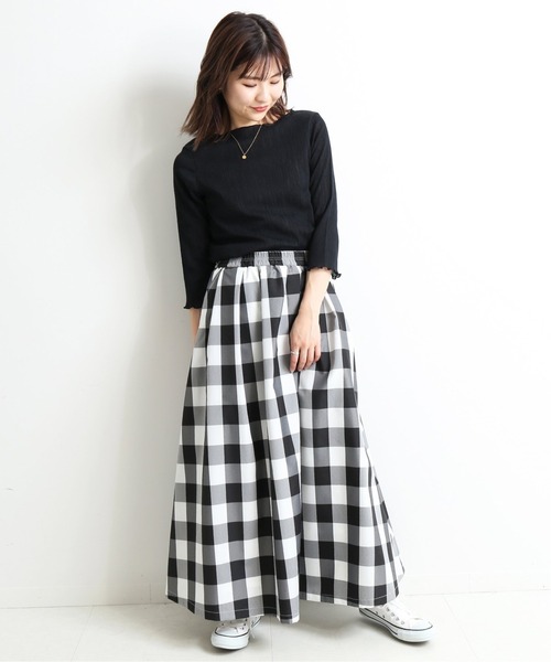 SLOBE IENA（スローブイエナ）の「シャーリングプルオーバー【手洗い可能】◆（Tシャツ/カットソー・レディース・ホワイト/ブラック/サックスブルー・FREE）」の4枚目の写真