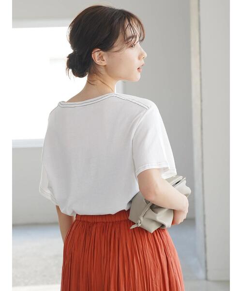 AMERICAN HOLIC（アメリカンホリック）の「クルーネックベーシック半袖カットプルオーバー（Tシャツ/カットソー・レディース・チャコールグレー/ライトグレー/イエロー/ブラック系その他4/オフホワイト・S/M/L）」の6枚目の写真