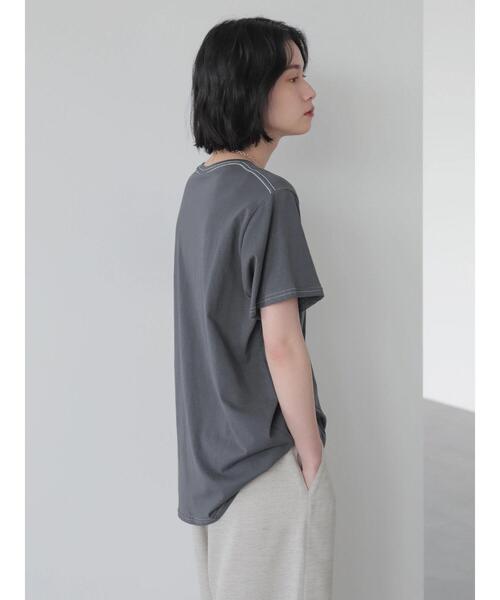 AMERICAN HOLIC（アメリカンホリック）の「クルーネックベーシック半袖カットプルオーバー（Tシャツ/カットソー・レディース・チャコールグレー/ライトグレー/イエロー/ブラック系その他4/オフホワイト・S/M/L）」の14枚目の写真