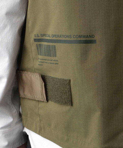 AVIREX（アヴィレックス）の「【AVIREX FLYER’S】ベスト / VEST AF / アヴィレックス / AVIREX（その他アウター・メンズ・オリーブ/オレンジ・MEDIUM/LARGE/X-LARGE/XX-LARGE）」の4枚目の写真