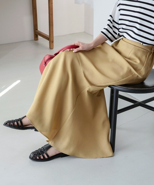 BONLECILL(ボンルシール)の「スウェードライク/リネンライク フリル切替 マーメイドロングスカート(スカート・レディース・ワイン/ブラック/ブラウン/ブラック系/ライトグリーン/ピンク/ベージュ・FREE)」の5枚目の写真