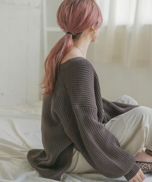 ITEMS URBANRESEARCH(アイテムズ アーバンリサーチ)の「片畦ボリュームニットカーディガン(カーディガン/ボレロ・レディース・グリーン/ブラウン/イエロー/ベージュ/ブラック・FREE)」の7枚目の写真