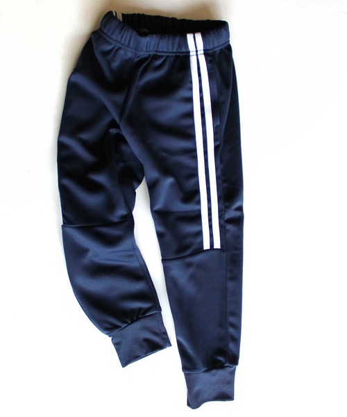 THE CASUAL（カジュアル）の「ライン入り 切替 ジョガーパンツ キッズ（その他パンツ・キッズ・ブラック/ブルー系その他/杢グレー/グレー系その他/チャコール/ネイビー/ベージュ系その他/グレー系その他2/ベージュ/ブラック系その他・140cm/150cm/130cm/110cm/160cm/120cm）」の14枚目の写真