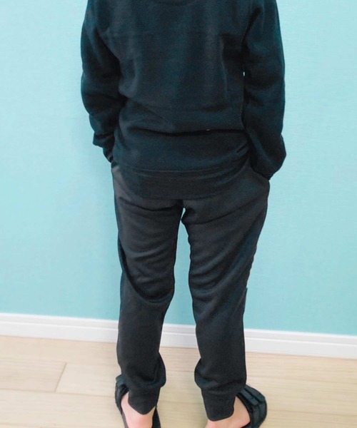 THE CASUAL（カジュアル）の「ライン入り 切替 ジョガーパンツ キッズ（その他パンツ・キッズ・ブラック/ブルー系その他/杢グレー/グレー系その他/チャコール/ネイビー/ベージュ系その他/グレー系その他2/ベージュ/ブラック系その他・140cm/150cm/130cm/110cm/160cm/120cm）」の18枚目の写真