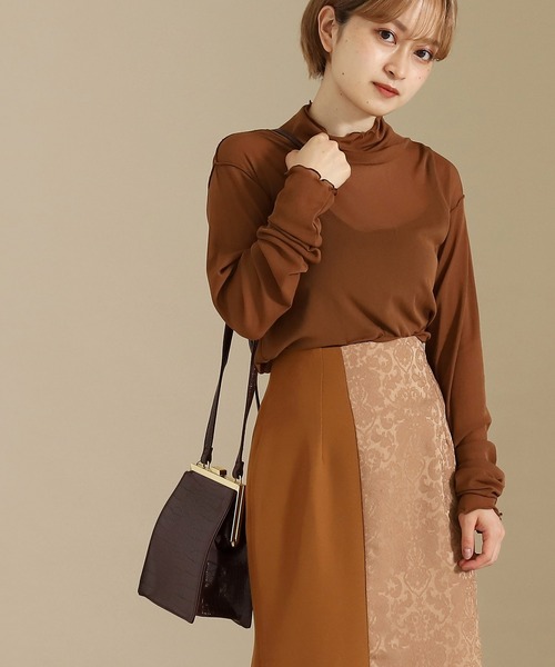 AULI(アウリィ)の「クロコ柄スクエアロックショルダーバッグ(ショルダーバッグ・レディース・ブラック/ブラウン/グレイッシュベージュ・FREE)」の11枚目の写真