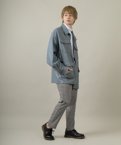 SlashDate(スラッシュデイト)の「フェイクレザーファティーグジャケット/ビッグシルエット(ミリタリージャケット・メンズ・ブラック/アイボリー/ブルー・M/L)」の16枚目の写真