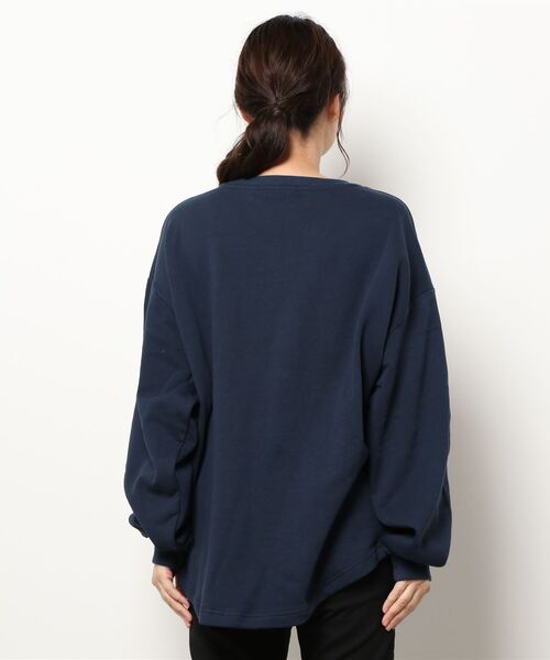 HONEYSUCKLE ROSE（ハニーサックルローズ）の「【HONEYSUCKLE ROSE】ビッグロゴスウェット（スウェット・レディース・ネイビー/グリーン/オフホワイト/ワイン/ダークグレー/ライトベージュ・M/L）」の8枚目の写真