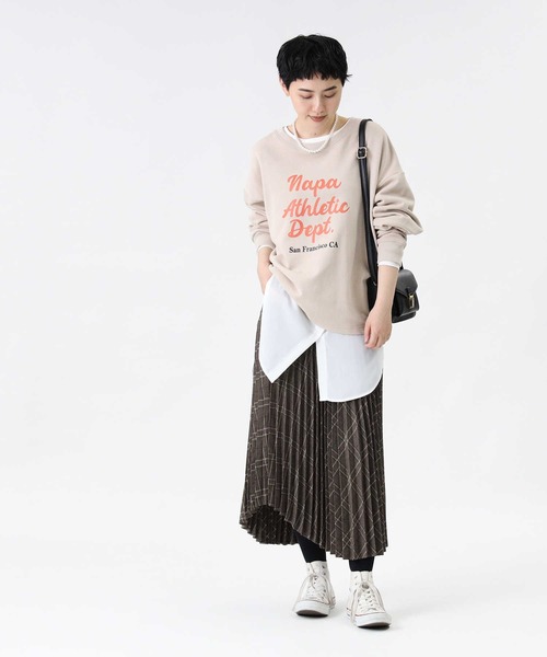 HONEYSUCKLE ROSE（ハニーサックルローズ）の「【HONEYSUCKLE ROSE】ビッグロゴスウェット（スウェット・レディース・ネイビー/グリーン/オフホワイト/ワイン/ダークグレー/ライトベージュ・M/L）」の18枚目の写真