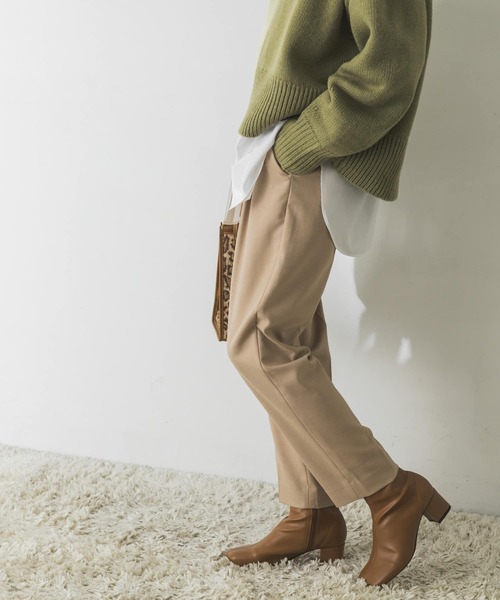 URBAN RESEARCH（アーバンリサーチ）の「ウォッシャブルウールドロストテーパードパンツ（その他パンツ・レディース・チャコールグレー/ブラック/ベージュ・34/36/38）」の6枚目の写真