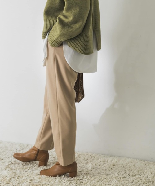 URBAN RESEARCH（アーバンリサーチ）の「ウォッシャブルウールドロストテーパードパンツ（その他パンツ・レディース・チャコールグレー/ブラック/ベージュ・34/36/38）」の7枚目の写真