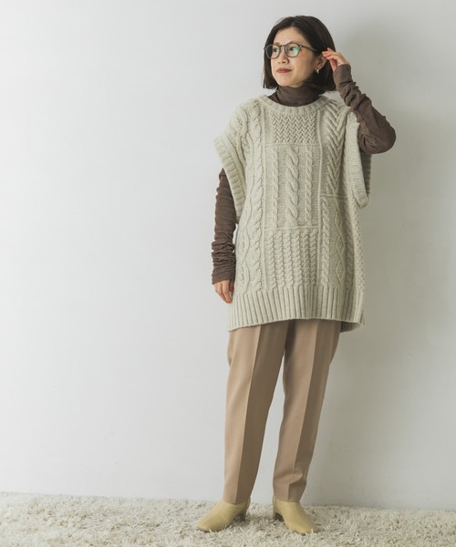 URBAN RESEARCH（アーバンリサーチ）の「ウォッシャブルウールドロストテーパードパンツ（その他パンツ・レディース・チャコールグレー/ブラック/ベージュ・34/36/38）」の17枚目の写真