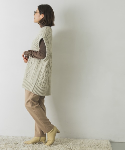 URBAN RESEARCH（アーバンリサーチ）の「ウォッシャブルウールドロストテーパードパンツ（その他パンツ・レディース・チャコールグレー/ブラック/ベージュ・34/36/38）」の18枚目の写真