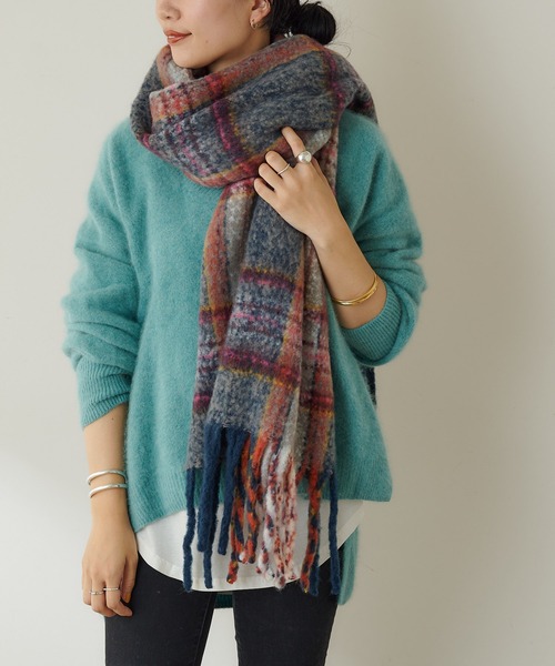 SHENERY（シーナリー）の「リサイクルチェックストール（ストール/ショール・レディース・ブルー/グレー・FREE）」の4枚目の写真