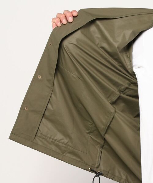 ROTAR(ローター)の「Signal Coach Jacket ワッペン ナイロン コーチジャケット(ナイロンジャケット・メンズ・カーキ・LARGE/X-LARGE/MEDIUM)」の4枚目の写真