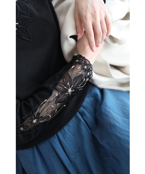 cawaii(カワイイ)の「華やぐ花刺繍あったかインナー トップス(Tシャツ/カットソー・レディース・ブラック・FREE)」の19枚目の写真