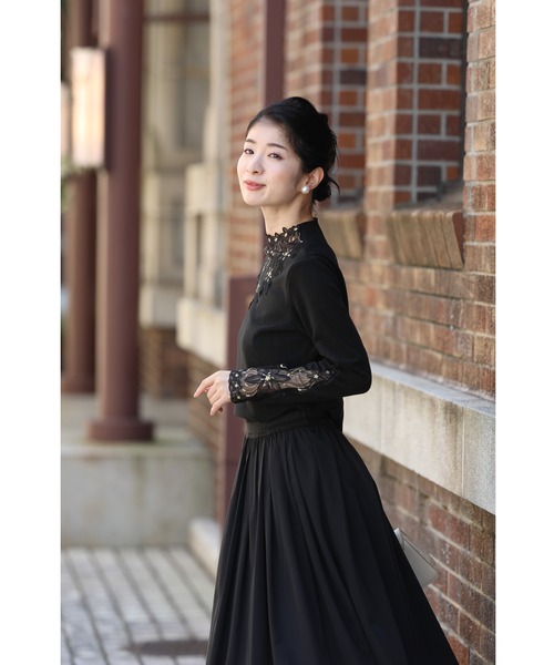 cawaii(カワイイ)の「華やぐ花刺繍あったかインナー トップス(Tシャツ/カットソー・レディース・ブラック・FREE)」の15枚目の写真