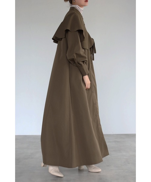 Bonjour Sagan(ボンジュールサガン)の「アレンジフリルカラーロングワンピース(ワンピース・レディース・ブラック/カーキ・FREE)」の5枚目の写真