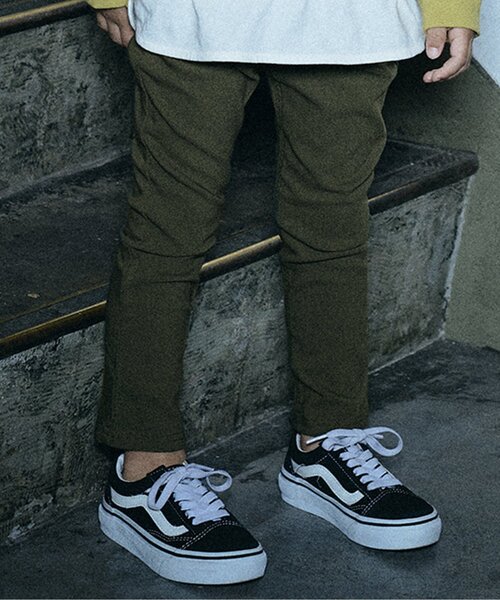 BREEZE（ブリーズ）の「あったかもっとスキニーパンツ 10分丈（その他パンツ・キッズ・ブラック/ベージュ/ネイビー/カーキ/キャメル/グレー/ワインレッド・90/100/110/120/130/140/150）」の4枚目の写真