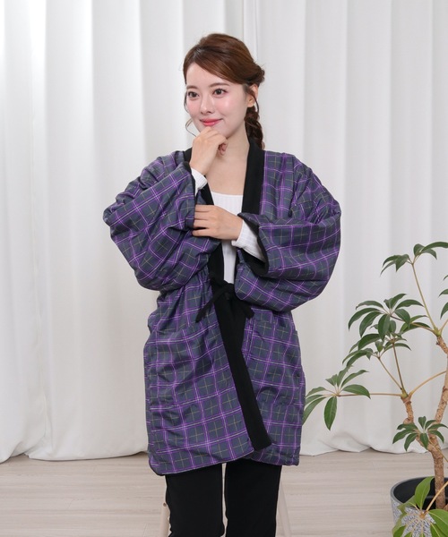 KYOETSU(キョウエツ)の「リバーシブルフリース半纏 B(その他アウター・レディース・ブルー/ピンク系その他2/ピンク系その他/オレンジ系その他2/イエロー/パープル/ブラック/オレンジ系その他/レッド系その他/レッド系その他2・L/M)」の3枚目の写真