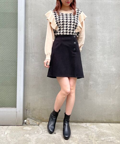 MAJESTIC LEGON(マジェスティックレゴン)の「クラシカルパターンフリルニット(ニット/セーター・レディース・ホワイト系その他2/ブラック系その他/グレー系その他/ブラック系その他2/ブラウン系その他2・MEDIUM)」の9枚目の写真