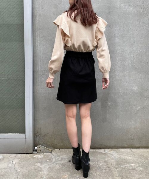 MAJESTIC LEGON(マジェスティックレゴン)の「クラシカルパターンフリルニット(ニット/セーター・レディース・ホワイト系その他2/ブラック系その他/グレー系その他/ブラック系その他2/ブラウン系その他2・MEDIUM)」の11枚目の写真