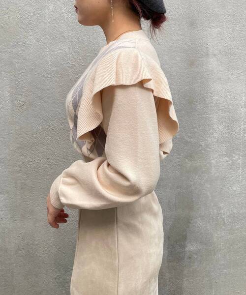 MAJESTIC LEGON(マジェスティックレゴン)の「クラシカルパターンフリルニット(ニット/セーター・レディース・ホワイト系その他2/ブラック系その他/グレー系その他/ブラック系その他2/ブラウン系その他2・MEDIUM)」の13枚目の写真