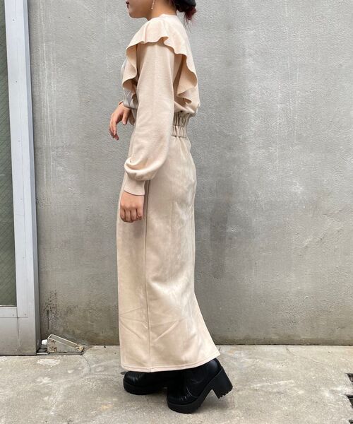 MAJESTIC LEGON(マジェスティックレゴン)の「クラシカルパターンフリルニット(ニット/セーター・レディース・ホワイト系その他2/ブラック系その他/グレー系その他/ブラック系その他2/ブラウン系その他2・MEDIUM)」の17枚目の写真