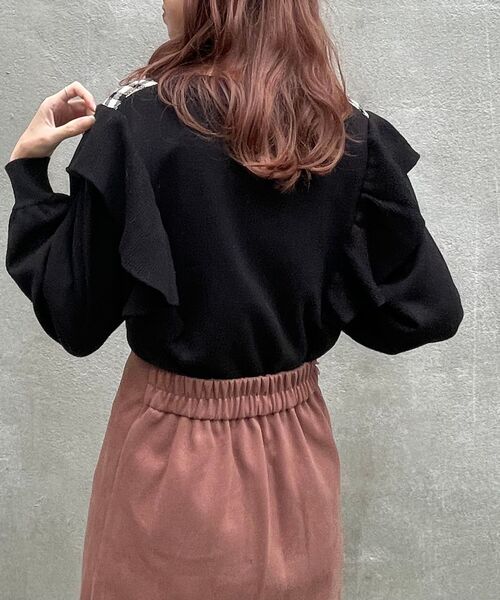 MAJESTIC LEGON(マジェスティックレゴン)の「クラシカルパターンフリルニット(ニット/セーター・レディース・ホワイト系その他2/ブラック系その他/グレー系その他/ブラック系その他2/ブラウン系その他2・MEDIUM)」の22枚目の写真