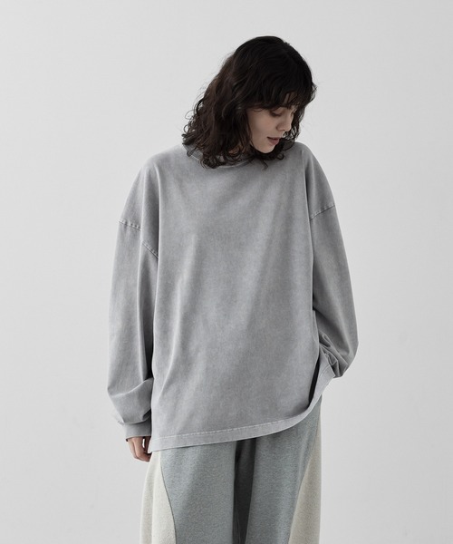 RUUBON（ルーボン）の「【RUUBON】rustic long sleeve Tee / ラスティック ロングスリーブTシャツ / ロンT（Tシャツ/カットソー・メンズ・チャコールグレー/オフホワイト/グレー系/グレー×ホワイト/ホワイト×ブラック/ブラック×ホワイト/ダークネイビー/グレイッシュベージュ/ブラック/ナチュラル/ブラウン/ブラウン系1/ダークグレー/ライトグレー/ブラック系1/ホワイト系1・S/M/L）」の18枚目の写真
