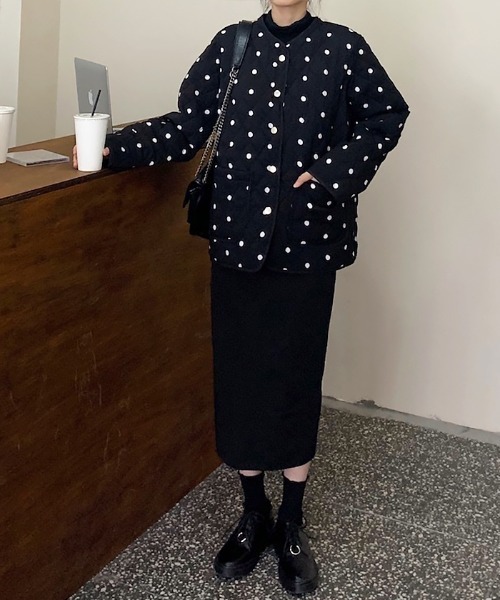 ABYS（アビス）の「ドットデザインキルティングブルゾン（ブルゾン・レディース・ブラック・FREE）」の2枚目の写真