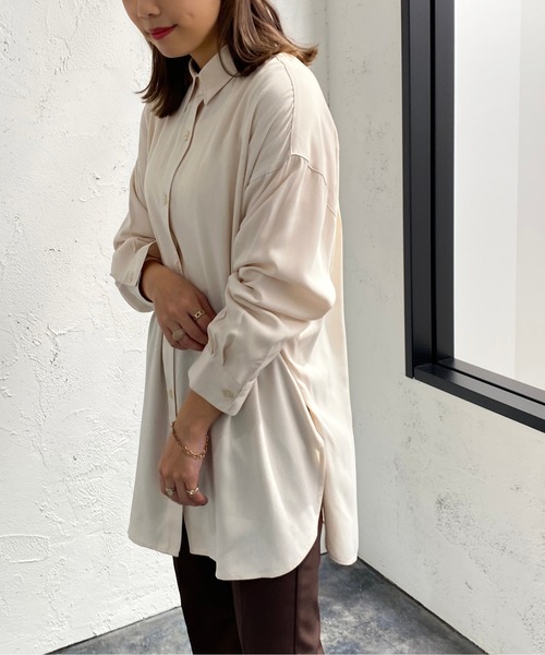 apres jour mignon(アプレジュールミニョン)の「トロミBIGシャツ【ZOZOTOWN限定アイテム】(シャツ/ブラウス・レディース・ブラック/オフホワイト/アイボリー・X-LARGE/フリー)」の1枚目の写真