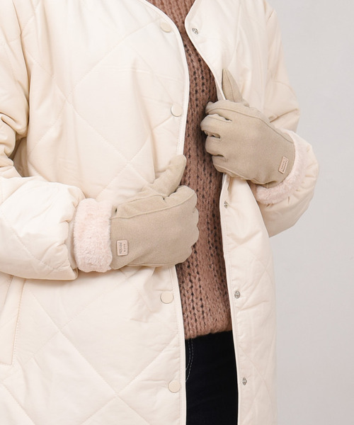 DAY CLOSET(デイ クローゼット)の「レディース スマホ対応裏起毛ふんわりファー手袋(手袋・レディース・グレー/ピンク/ブラック/ベージュ/ワイン/ダークベージュ/ダークブラウン/ブラウン/ダークグレー/ブルー・ONE SIZE)」の17枚目の写真