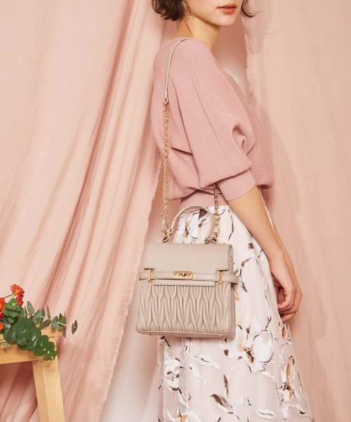 NOELA（ノエラ）の「キルティングフラップバッグ（ハンドバッグ・レディース・ブラウン/ベージュ/オフホワイト・フリー）」の7枚目の写真