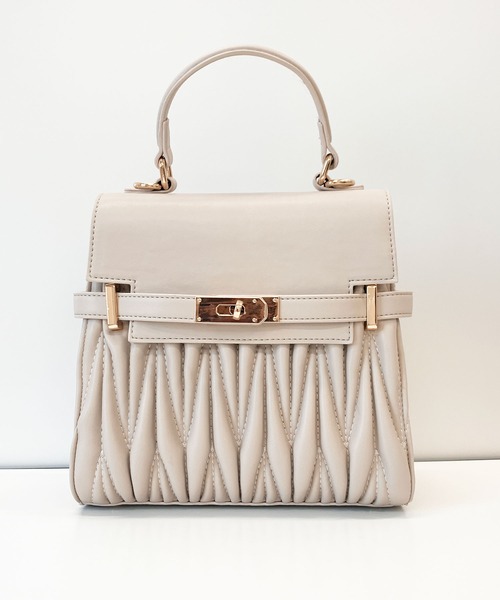 NOELA（ノエラ）の「キルティングフラップバッグ（ハンドバッグ・レディース・ブラウン/ベージュ/オフホワイト・フリー）」の8枚目の写真