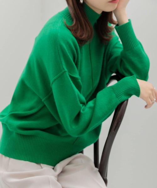 ITEMS URBANRESEARCH(アイテムズ アーバンリサーチ)の「ハイネックワイドニット2(ニット/セーター・レディース・ブラック/オフホワイト/オレンジ/グリーン・FREE)」の5枚目の写真