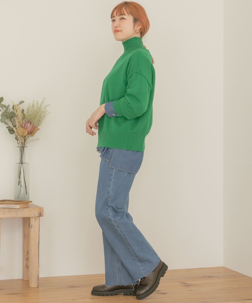 ITEMS URBANRESEARCH(アイテムズ アーバンリサーチ)の「ハイネックワイドニット2(ニット/セーター・レディース・ブラック/オフホワイト/オレンジ/グリーン・FREE)」の10枚目の写真