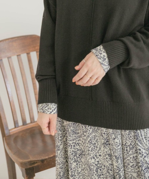 ITEMS URBANRESEARCH(アイテムズ アーバンリサーチ)の「ハイネックワイドニット2(ニット/セーター・レディース・ブラック/オフホワイト/オレンジ/グリーン・FREE)」の14枚目の写真