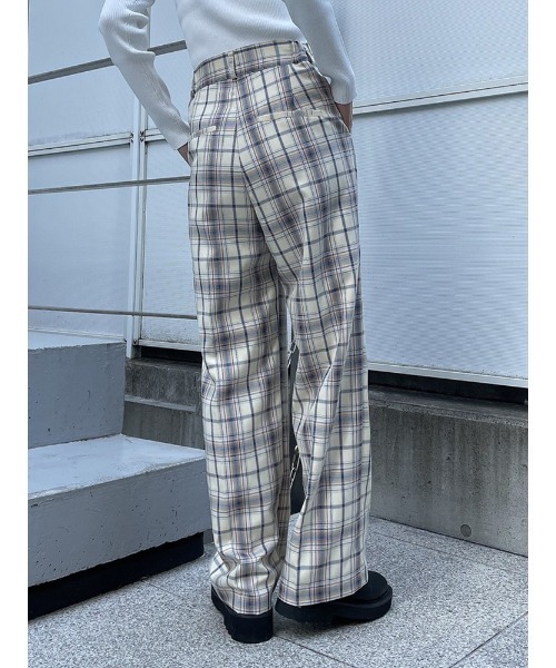 ENVYM（アンビー）の「タックスラックスＰＴ（スラックス・レディース・ブラック/ベージュ/チェック/グレー・FREE）」の9枚目の写真