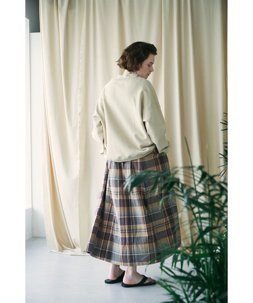 UNFIL（アンフィル）の「unfil | コットンペーパーテリースウェット WOMEN（スウェット・レディース・ベージュ/パープル・0）」の6枚目の写真