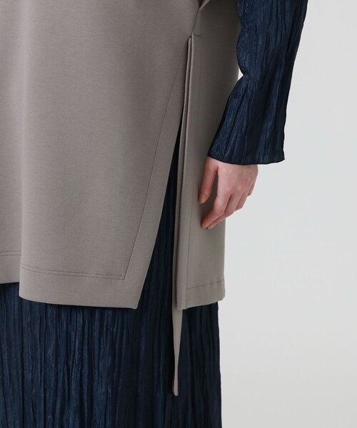 LOVELESS(ラブレス)の「ディープVネック オーバーサイズベスト(ベスト・レディース・ブラック/グレー系その他2/ベージュ系その他・36)」の10枚目の写真