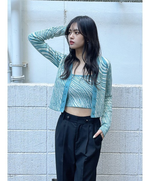 ENVYM（アンビー）の「ウェーブニットアンサンブル（ニット/セーター・レディース・グレー/ブルー/ブラック・FREE）」の5枚目の写真