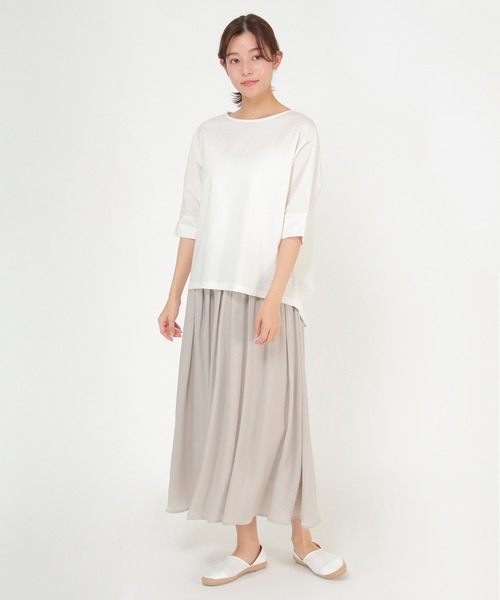 ikka（イッカ）の「【Sサイズ WEB限定】梨地ジョーゼットドルマンプルオーバー（Tシャツ/カットソー・レディース・ブラック/ベージュ/レッド/オフホワイト/オリーブ/イエロー・S/M/L）」の7枚目の写真